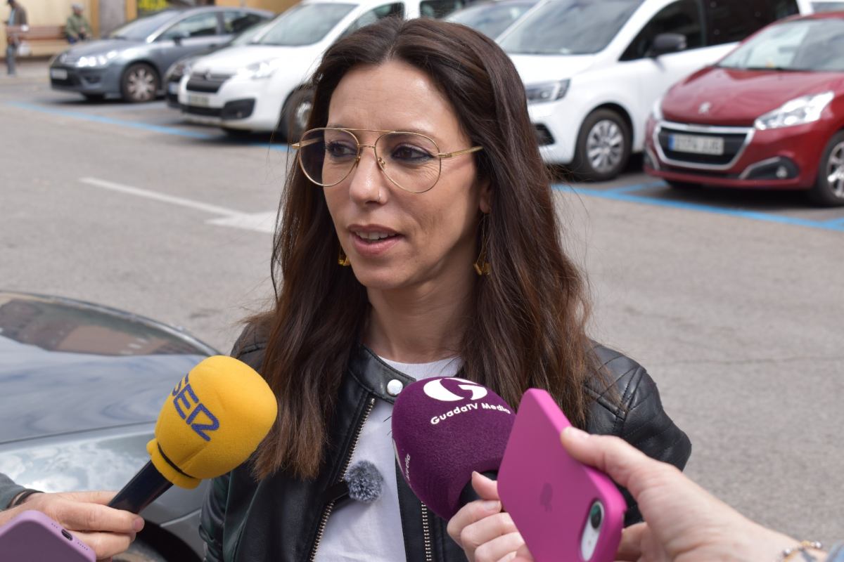 Lucía de Luz, esta mañana, en la plaza de Bejanque