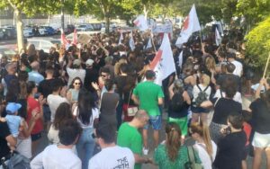 Masiva manifestación de los profesores en Toledo.