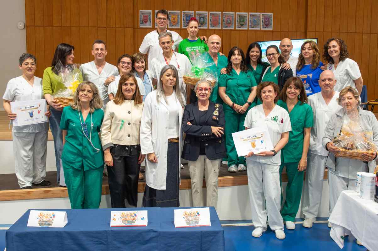 Foto de grupo con motivo de la III Feria del Cuidado.