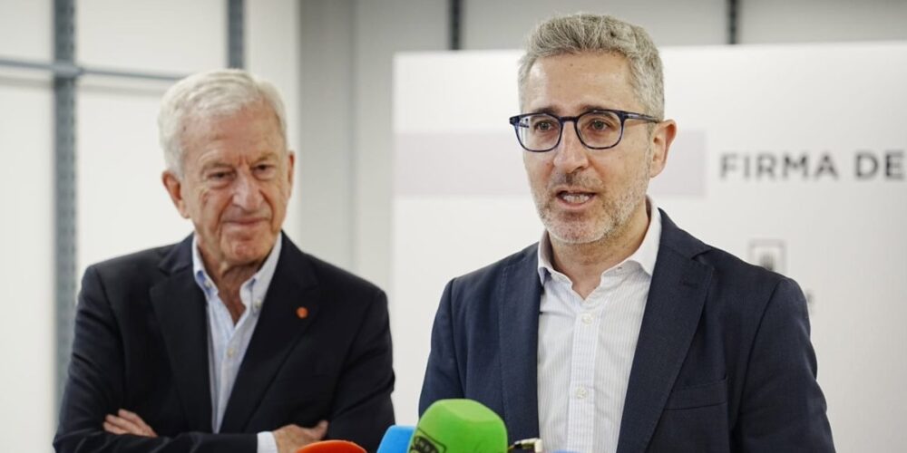 El ministro de Hacienda, Arcadi España en Cáceres - CARLOS CRIADO/EUROPA PRESS