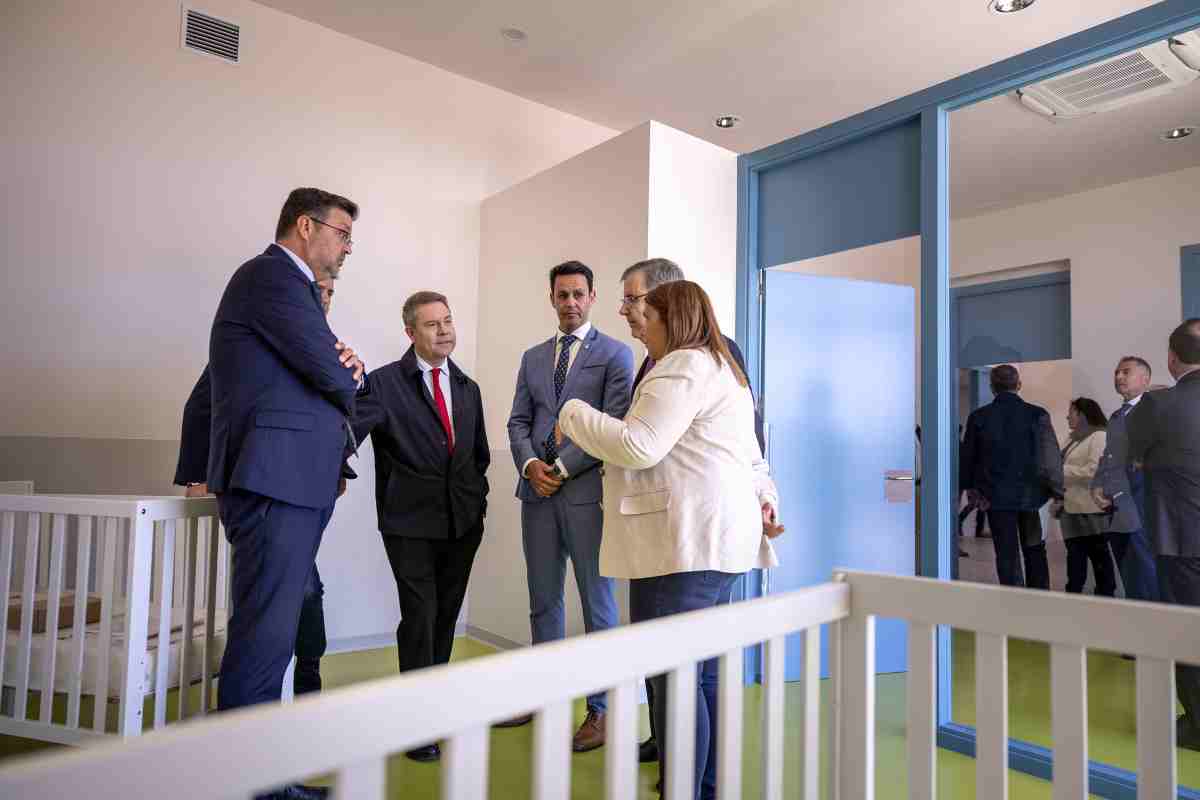 Inauguración de la escuela infantil de Velada (Toledo).