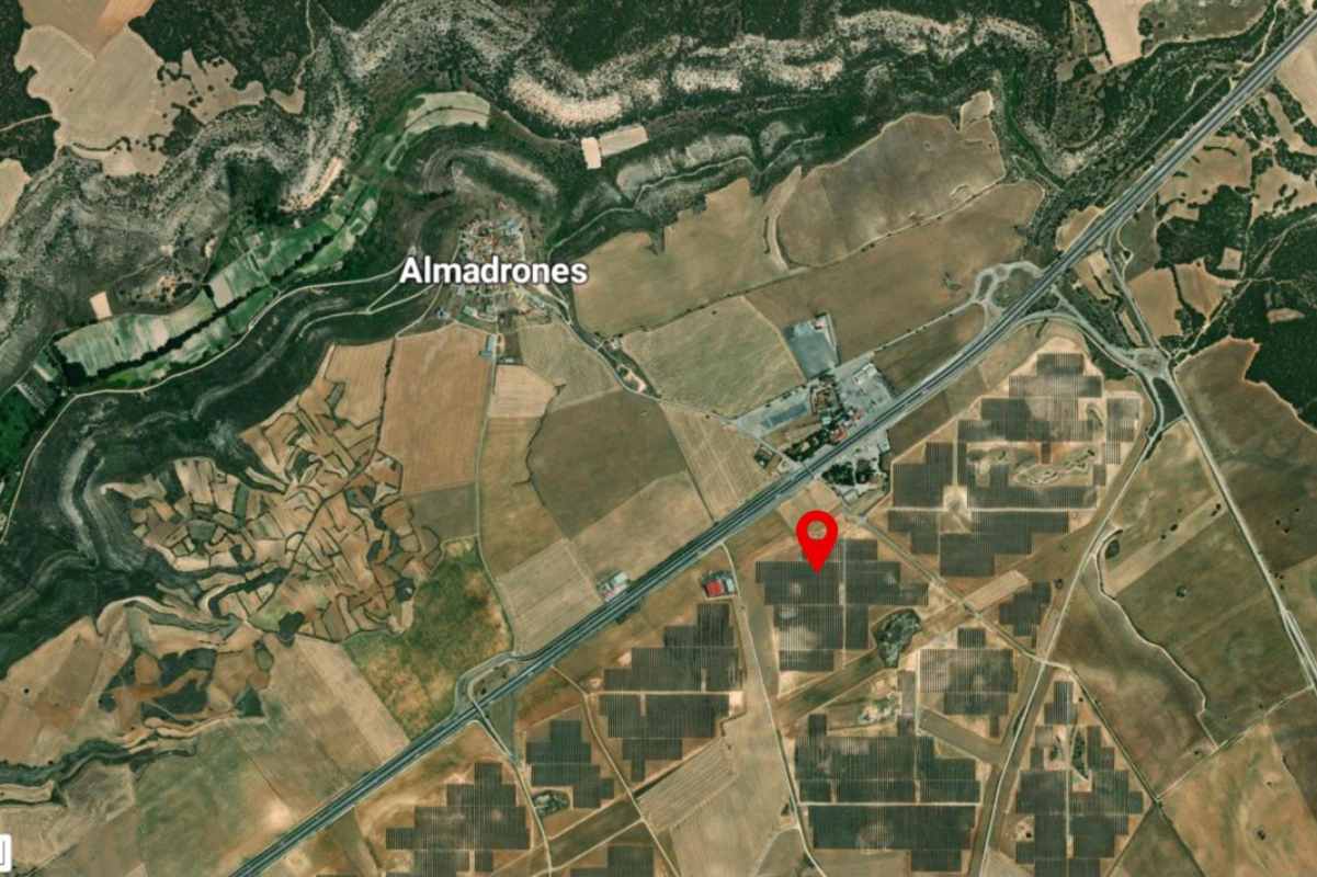 Ubiación placas solares Almadrones Gráfico: EP