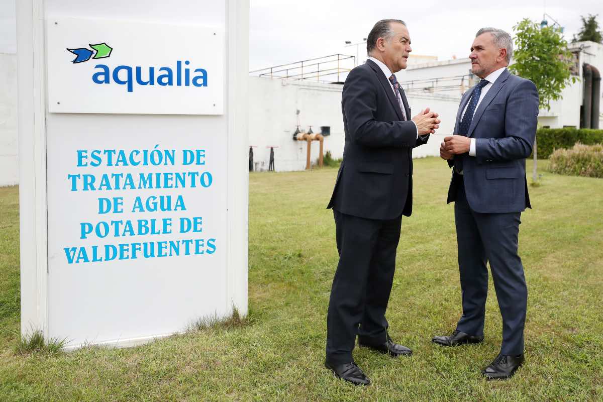 El alcalde visita las nuevas instalaciones de estación de tratamiento
