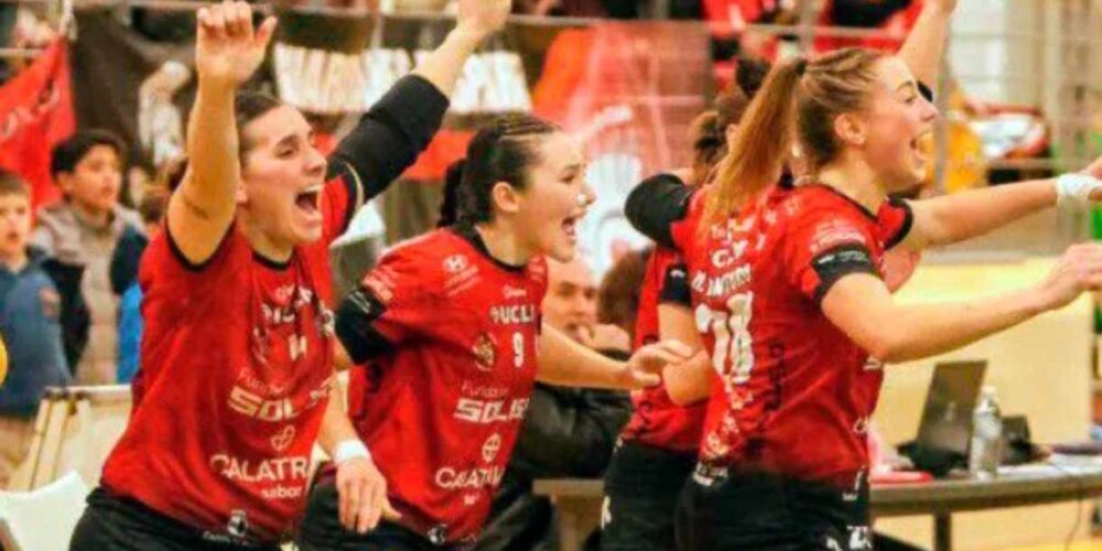 Campeonas y ascenso.