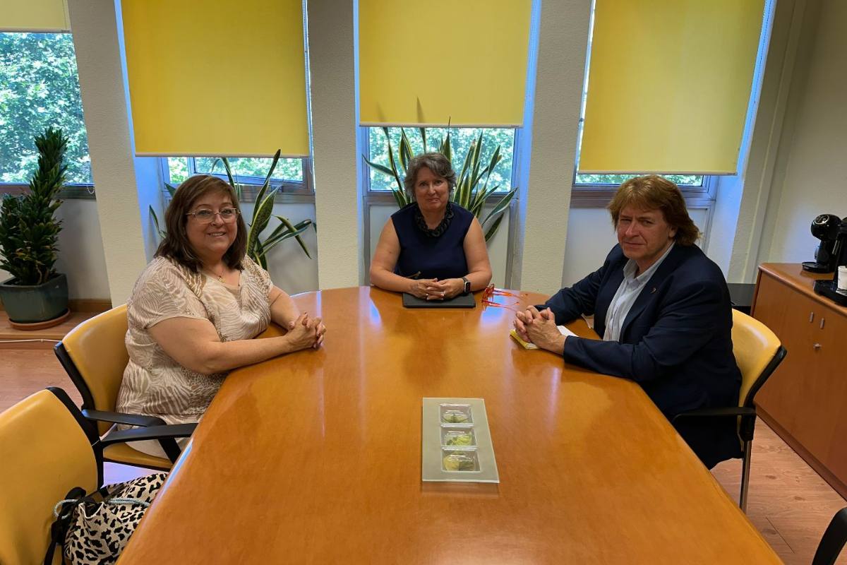 Reunión de Mercedes Gómez
