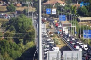 El aviso del suceso se ha producido sobre las 07:38 horas, en el kilómetro 70 de la A-42.