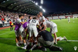 En la foto, la alegría de los jugadores del Atlético Albacete B. Foto: FFCM.