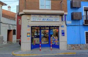 El boleto agraciado ha sido validado en el despacho receptor situado en la Plazuela de los Cónyuges.