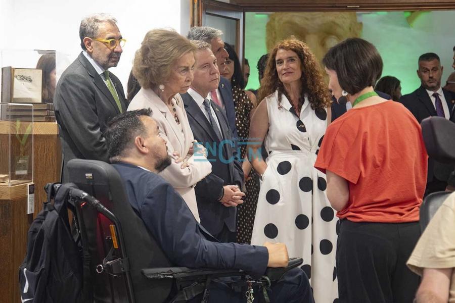 Fotos | La reina Sofía inaugura en La Roda el congreso científico que busca esperanza para la ELA
