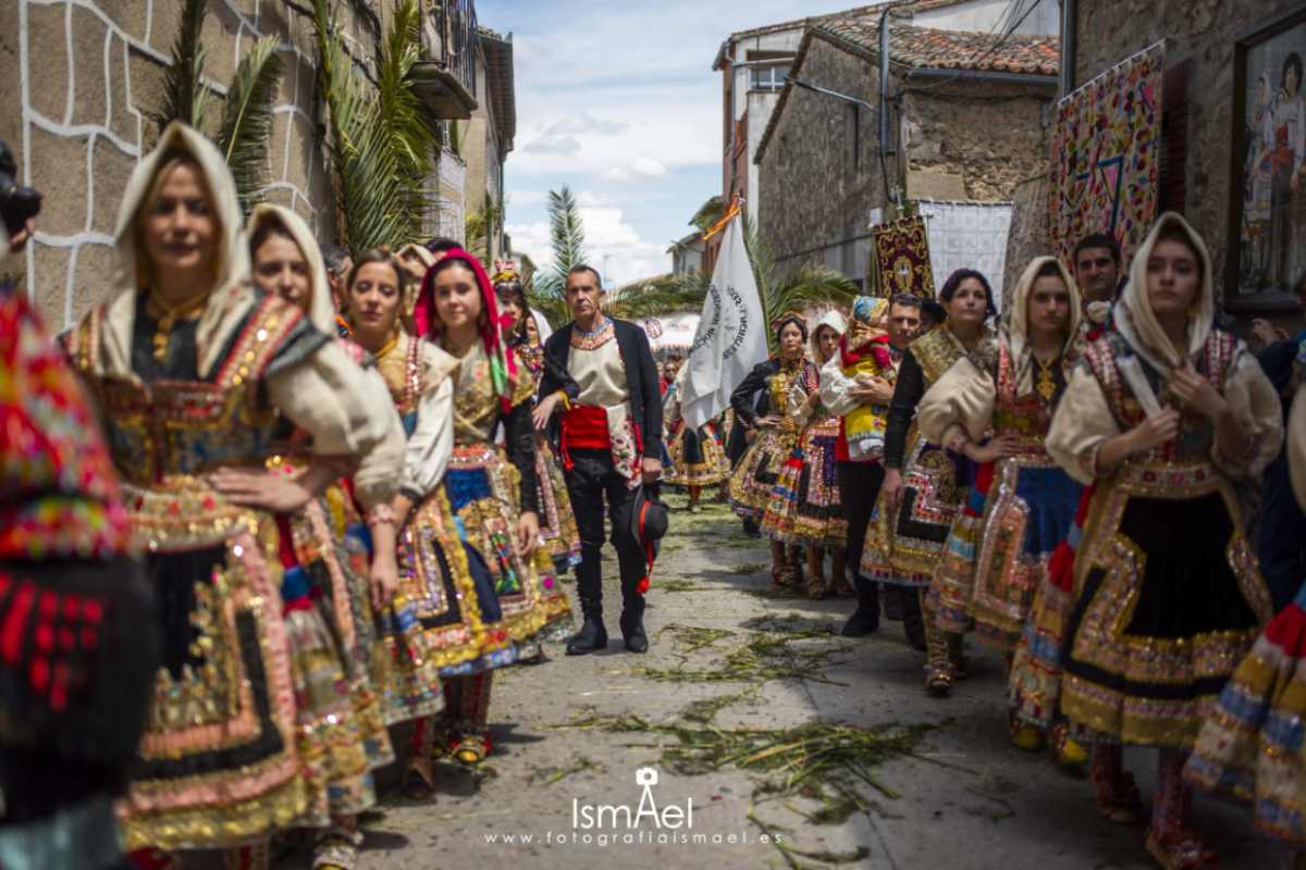 El Corpus Christi de Lagartera (Toledo). Foto: fotografíaismael.es vía Diputación de Toledo
