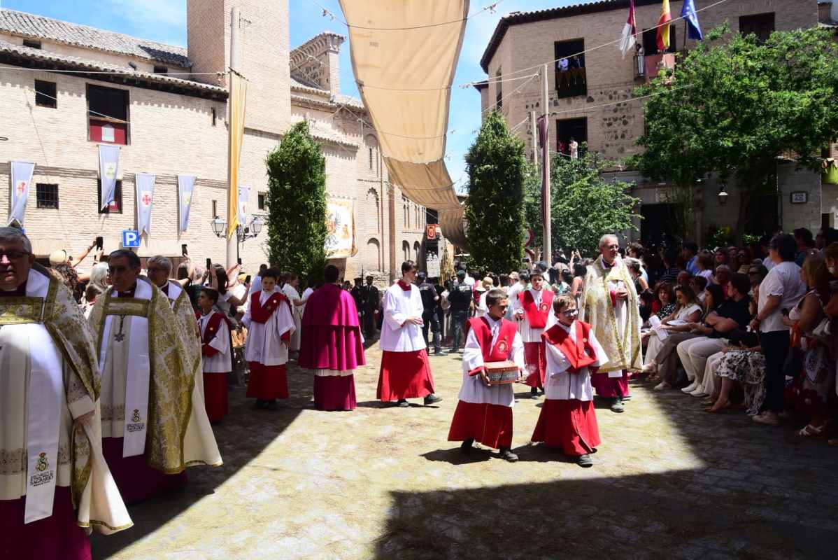 La Custodia de Arfe por las calles de Toledo. Imagen: Rebeca Arango.