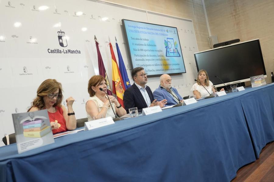 Castilla-La Mancha invertirá 2.455 millones hasta 2028 para garantizar una educación inclusiva