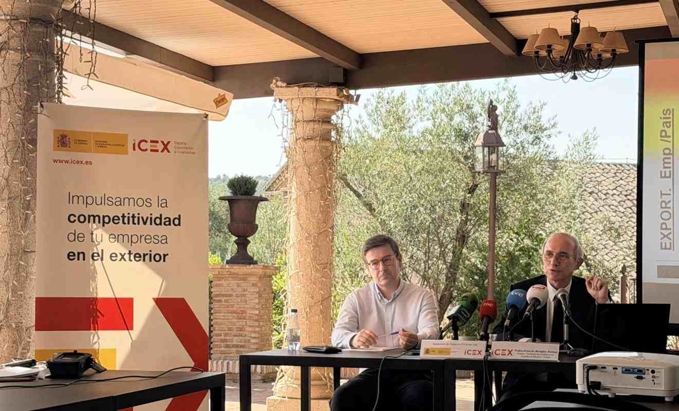 Desayuno informativo del ICEX para presentar sus previsiones económicas en CLM.