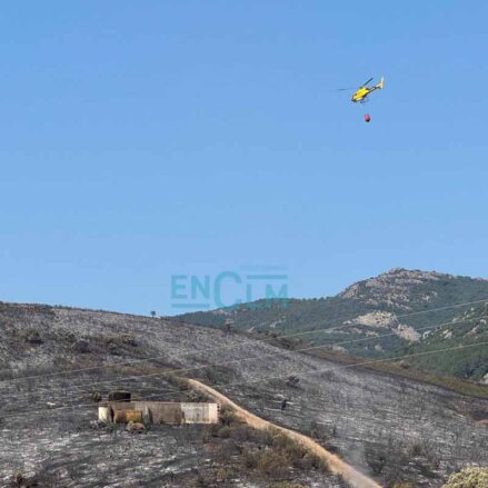 Incendio en Calzada de Calatrava (Ciudad Real). Foto: Carlos Monteagudo.