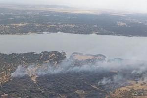 Incendio forestal en Navalcán (Toledo). Foto: Infocam.
