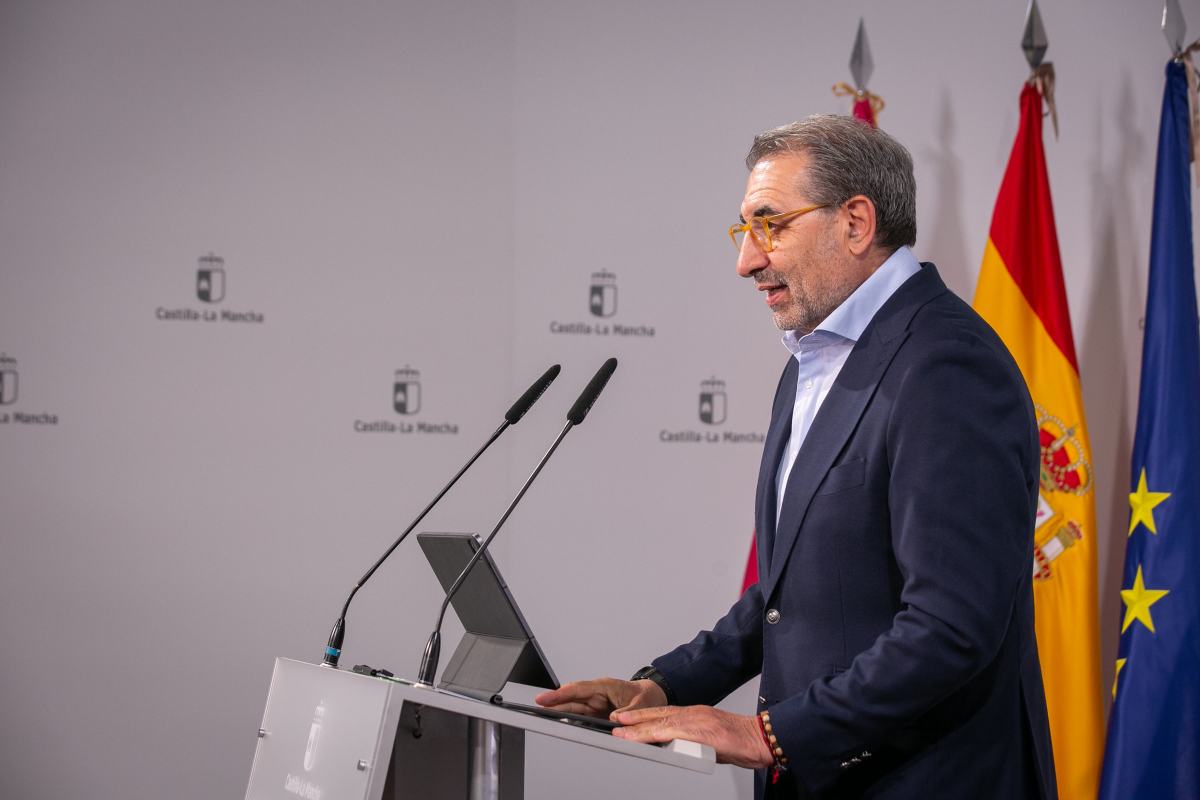 El consejero de Sanidad de Castilla-La Mancha, Jesús Fernández Sanz