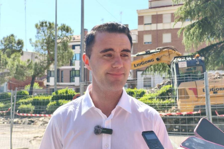 El PSOE de Guadalajara critica «la falta de planificación» en las obras que se están llevando a cabo en el entorno del asilo