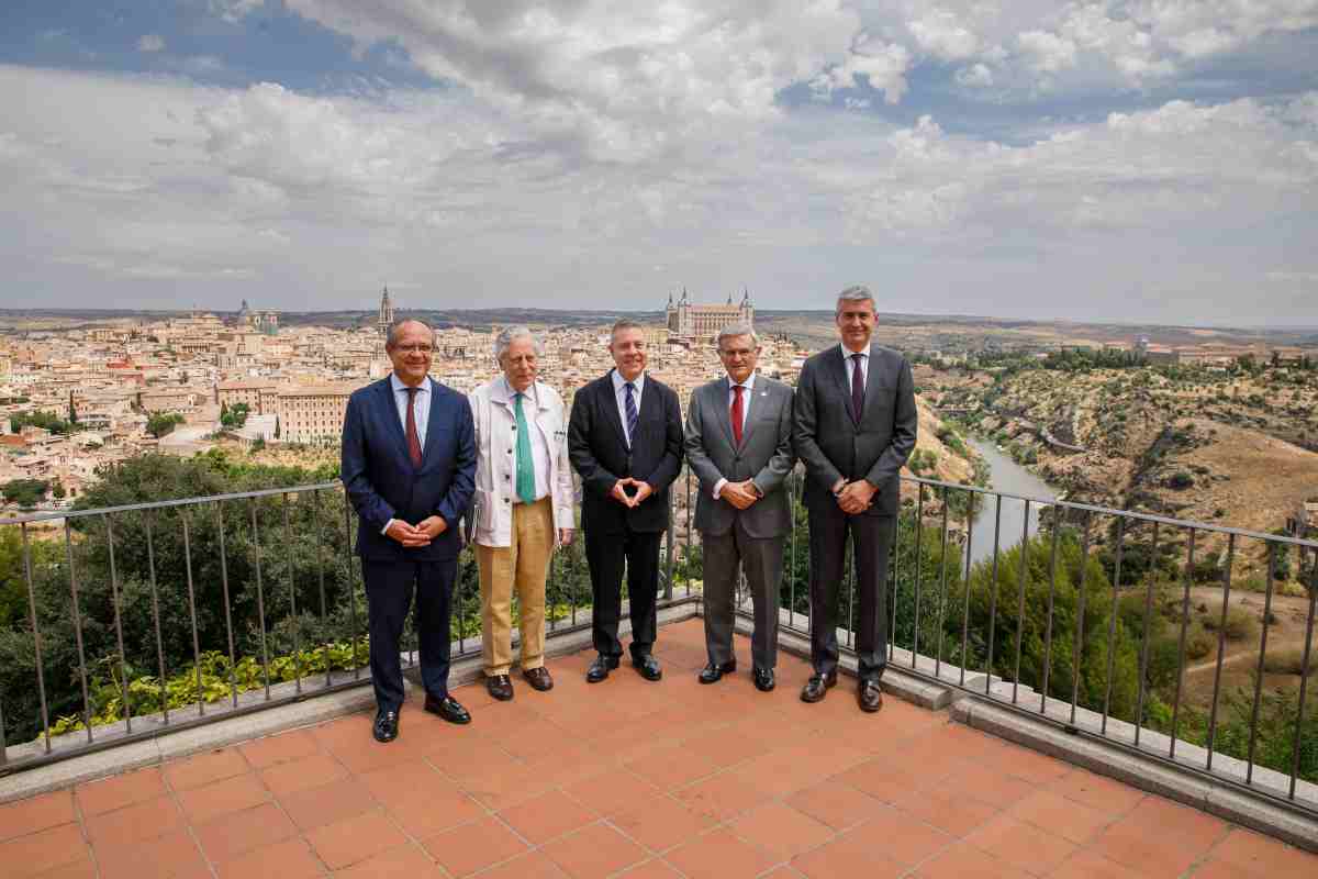 Juan Alfonso Ruiz Molina, Miguel Ángel Aguilar, Emiliano García-Page, Fernando López del Pozo y Álvaro Gutiérrez.