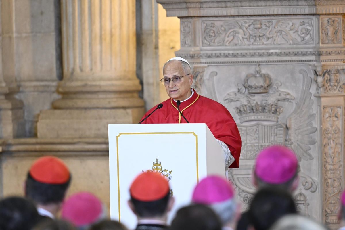 El papa León XIV pronuncia un discurso durante su ceremonia de bienvenida en el Palacio Real, a 6 de junio de 2026, en Madrid (España). - Alberto Ortega - Europa Press