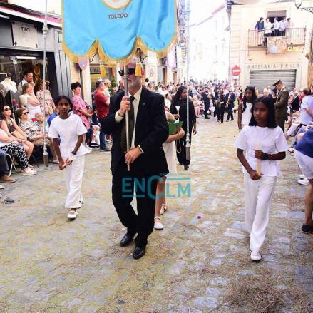 Fotos | La procesión de Corpus Christhi arrasa en un Toledo menos caluroso y con la misma alegría de siempre en esta festividad — imagen 218
