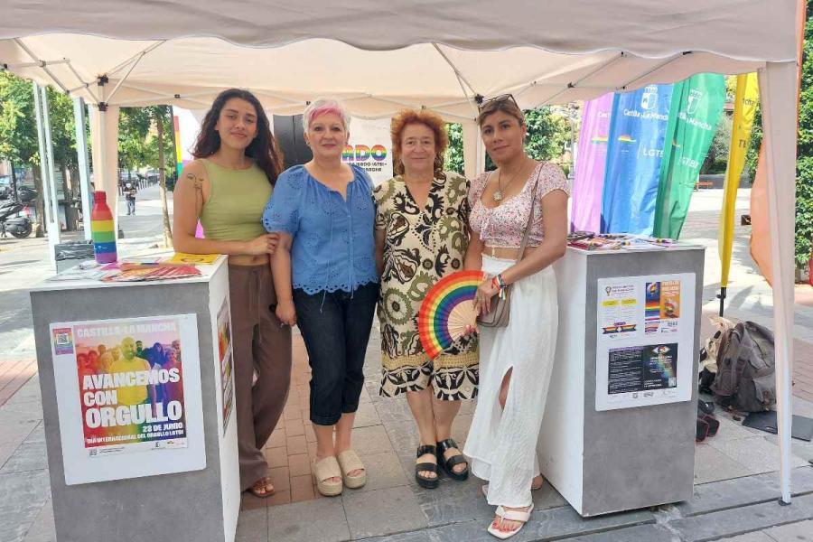 Guadalajara | La Junta sale a la calle para informar sobre su Servicio de Atención Integral LGTBI