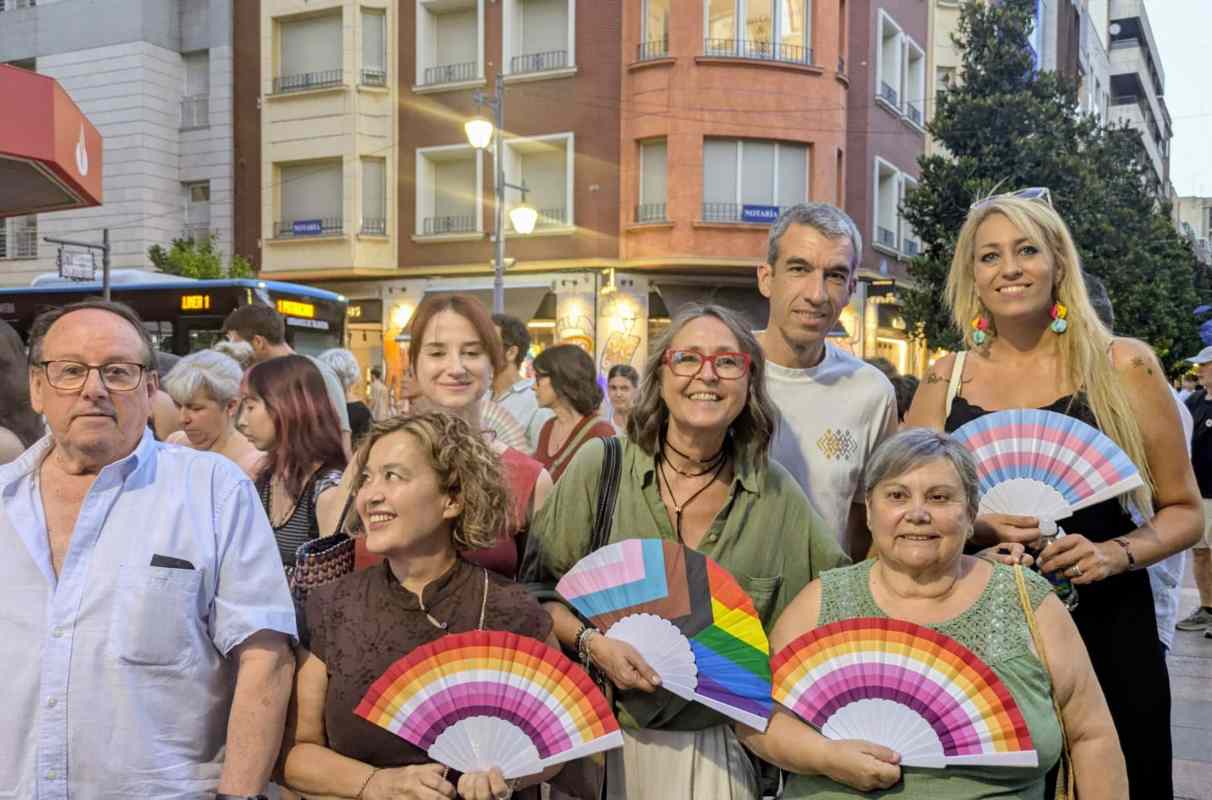 El PSOE de Talavera, en la concentración en Talavera por el Día del Orgullo.