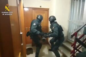 La Guardia Civil de Toledo en uno de los registros domiciliarios