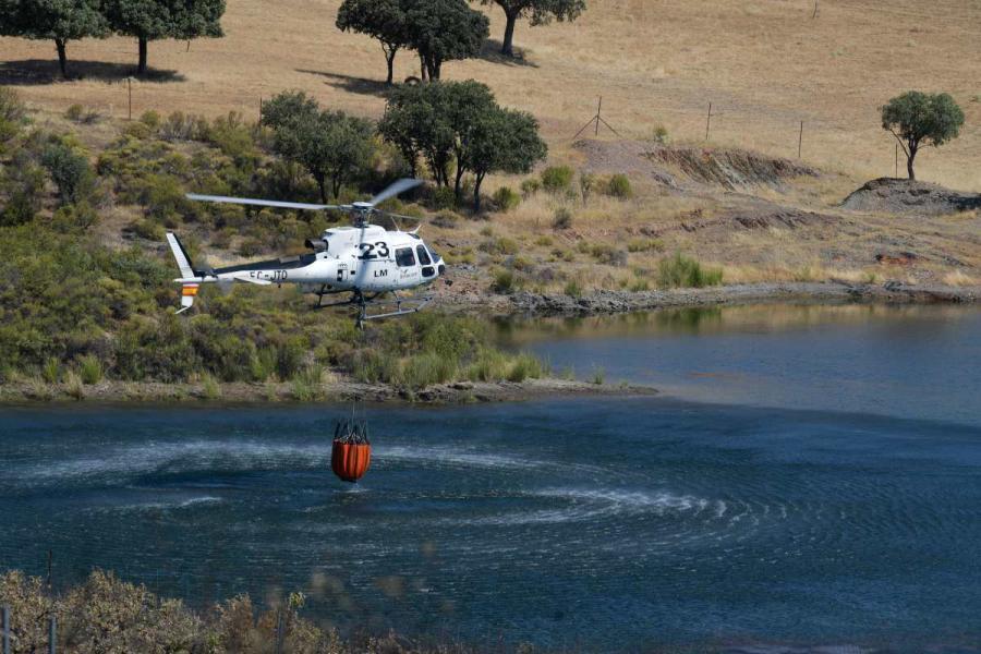 El incendio de Puertollano se originó en una planta fotovoltaica y dejó un trabajador herido
