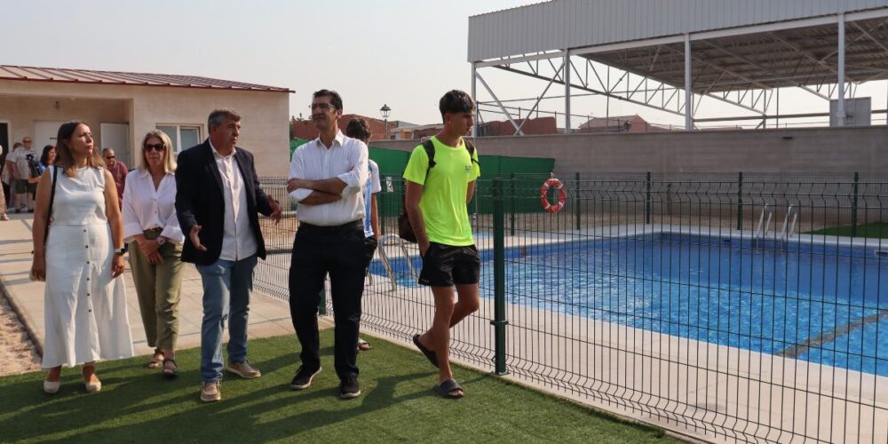 Nuevas instalaciones de la piscina municipal de El Torno