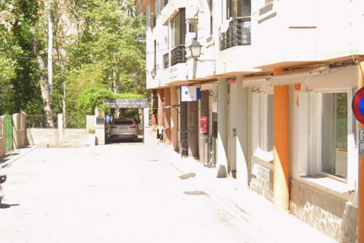 Despacho de lotería en avenida de los Robles, 9 (Alcalá del Júcar).