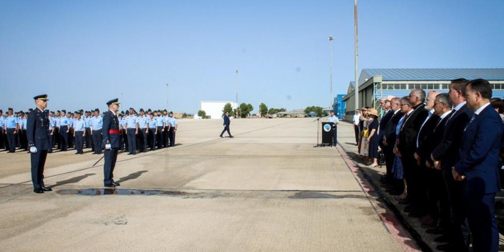 Relevo al mando de la Base Aérea de Los Llanos de Albacete