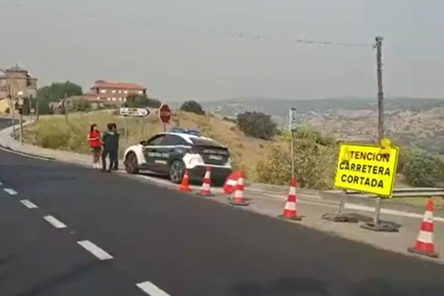 La DGT mantiene 14 carreteras cortadas en la provincia de Toledo por los incendios