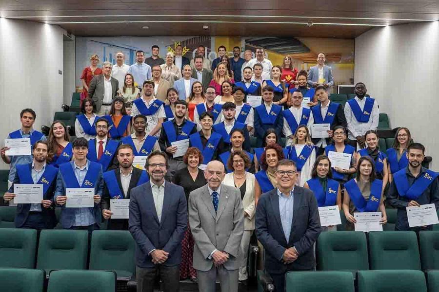 La Fundación Globalcaja da formación gratis a menores de 30 años para acceder al mundo laboral