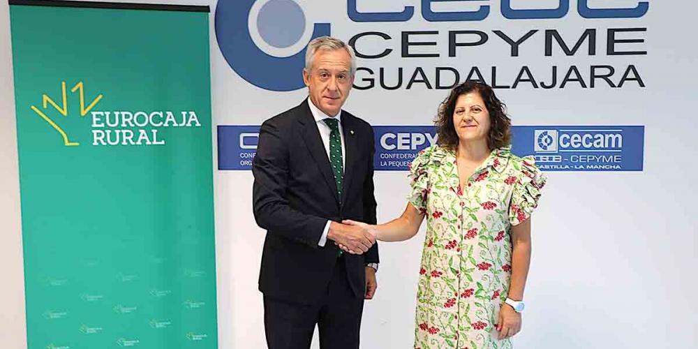 Javier López, presidente de Eurocaja Rural, y María Soledad García, presidenta de CEOE CEPYME Guadalajara