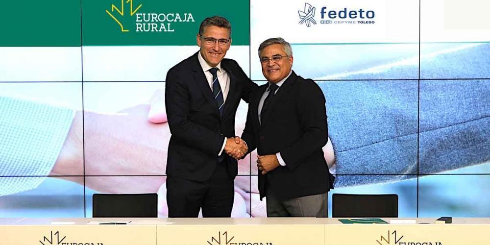 Víctor Manuel Martín, director general de Eurocaja Rural, y Javier de Antonio, presidente de Fedeto