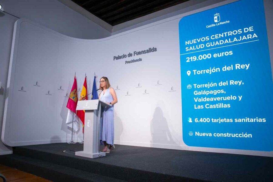 La Junta construirá centros de salud en Alovera y Torrejón del Rey (Guadalajara) y arreglará caminos por 10 millones
