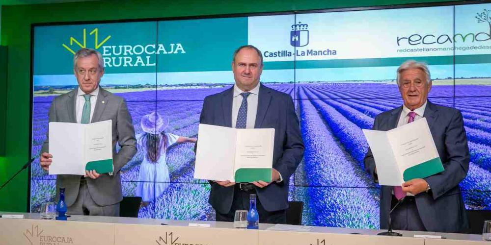 Convenio entre Eurocaja Rural y Recamder para financiar proyectos en el mundo rural.