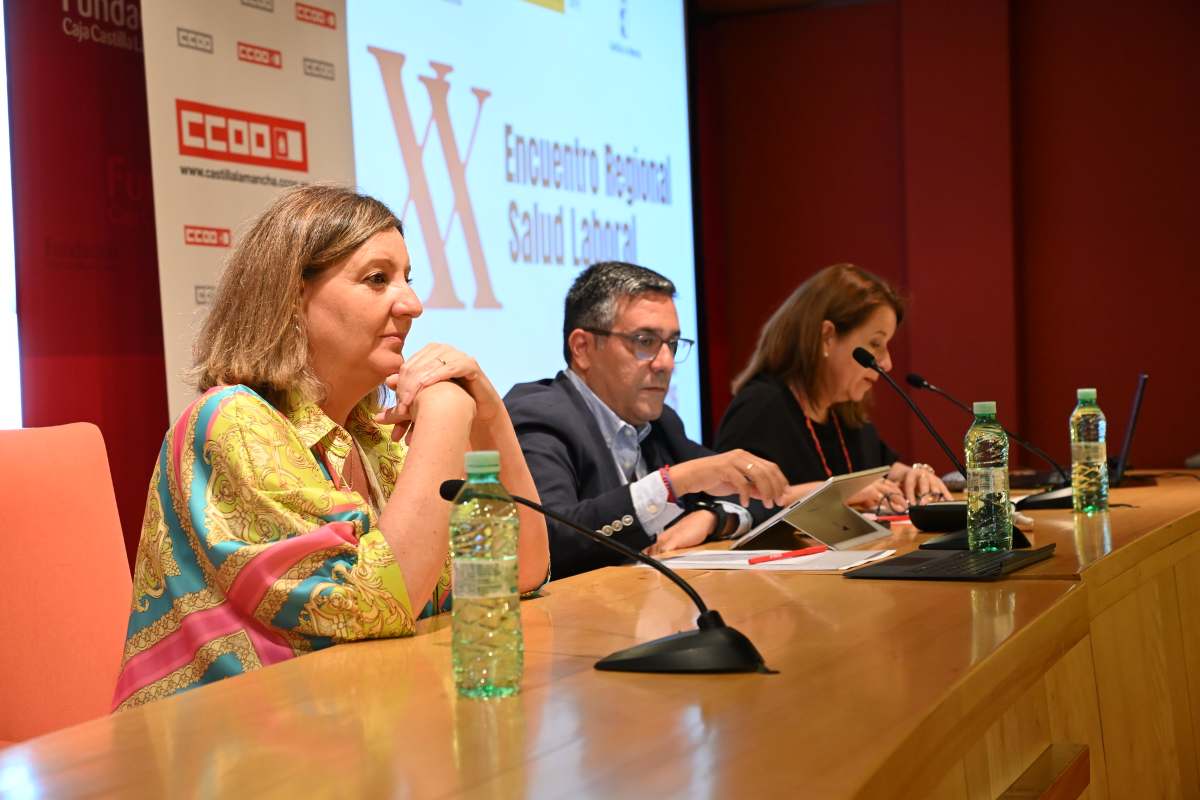 Patricia Franco y Javier Ortega, en el XX Encuentro Regional de Salud Laboral.