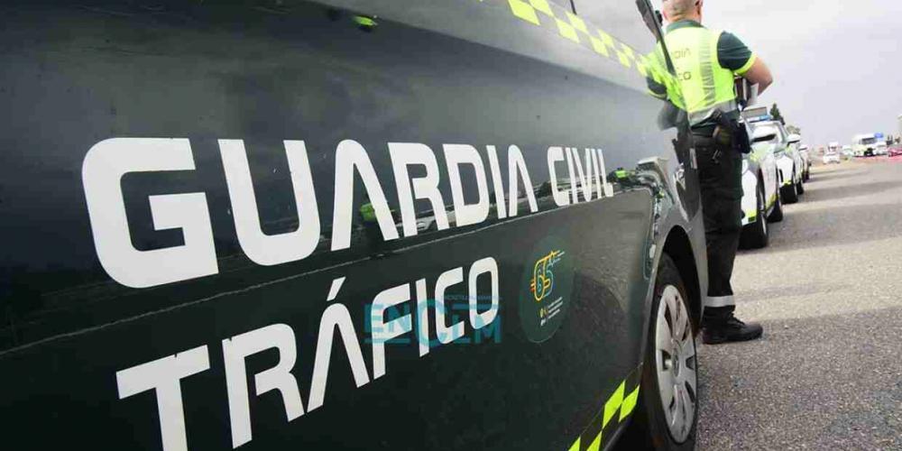 Vehículo de la Guardia Civil de Tráfico. Foto: ENCLM/ Rebeca Arango.