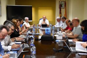 Reenión de Martínez Guijarro con los representantes de las administraciones.