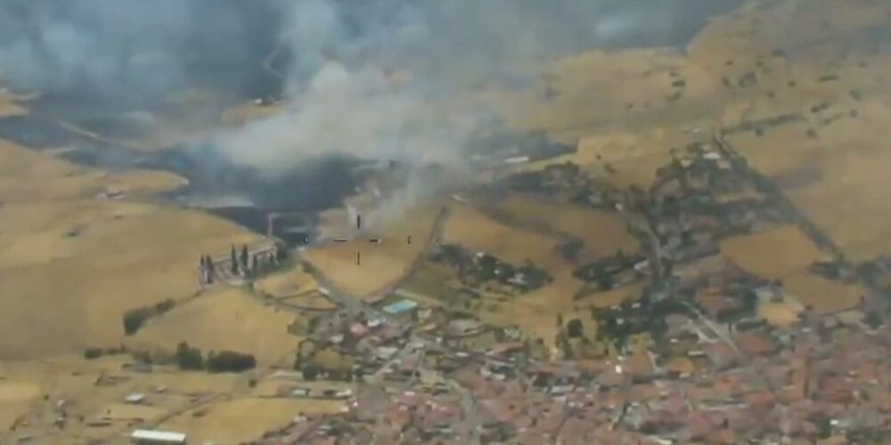 Imagen del incendio entre Hinojosas de Calatrava y Cabezarrubias del Puerto