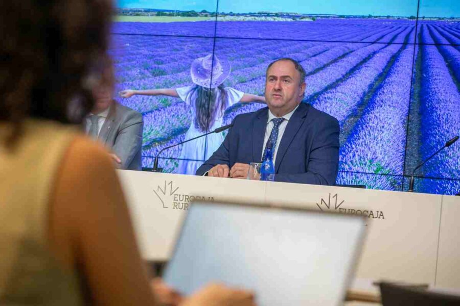 Castilla-La Mancha quiere empezar a pagar la PAC antes del 16 de octubre si la UE lo permite