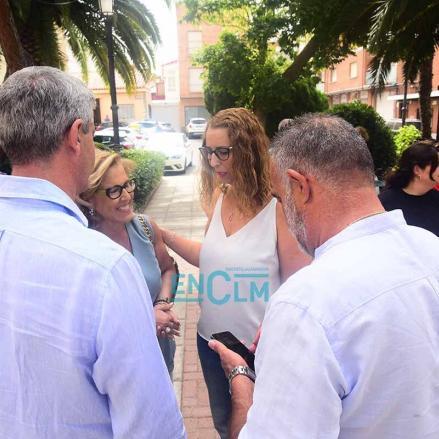 Fotos | Alameda de la Sagra se une al dolor de la familia de Rosana, la vecina asesinada por su pareja — imagen 29