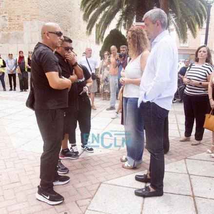 Fotos | Alameda de la Sagra se une al dolor de la familia de Rosana, la vecina asesinada por su pareja — imagen 20
