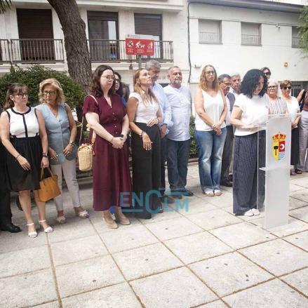 Fotos | Alameda de la Sagra se une al dolor de la familia de Rosana, la vecina asesinada por su pareja — imagen 10