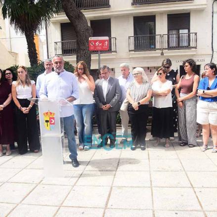 Fotos | Alameda de la Sagra se une al dolor de la familia de Rosana, la vecina asesinada por su pareja — imagen 30