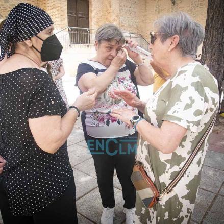 Fotos | Alameda de la Sagra se une al dolor de la familia de Rosana, la vecina asesinada por su pareja — imagen 19