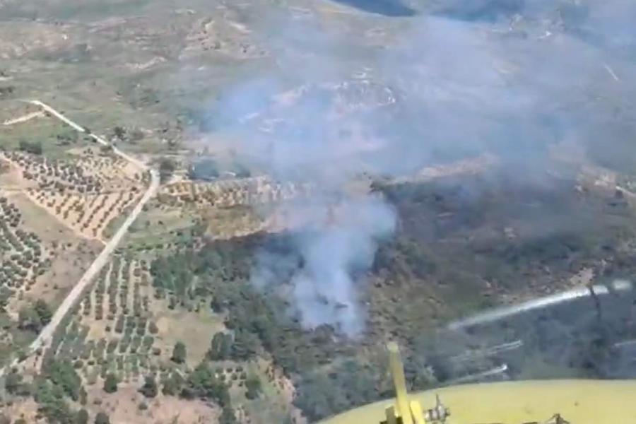 Un incendio en Los Molinicos (Albacete) de nivel 1 provoca un corte en la línea eléctrica