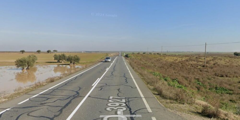 Carretera TO-3927, a su paso por el término de Novés.