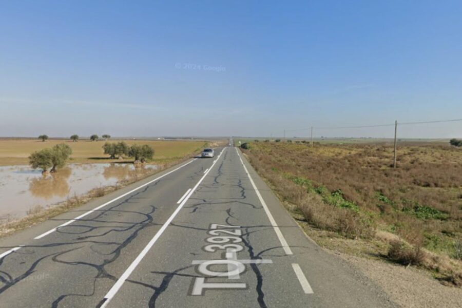 La colisión entre dos turismos en un pueblo de Toledo se salda con dos mujeres fallecidas en el acto